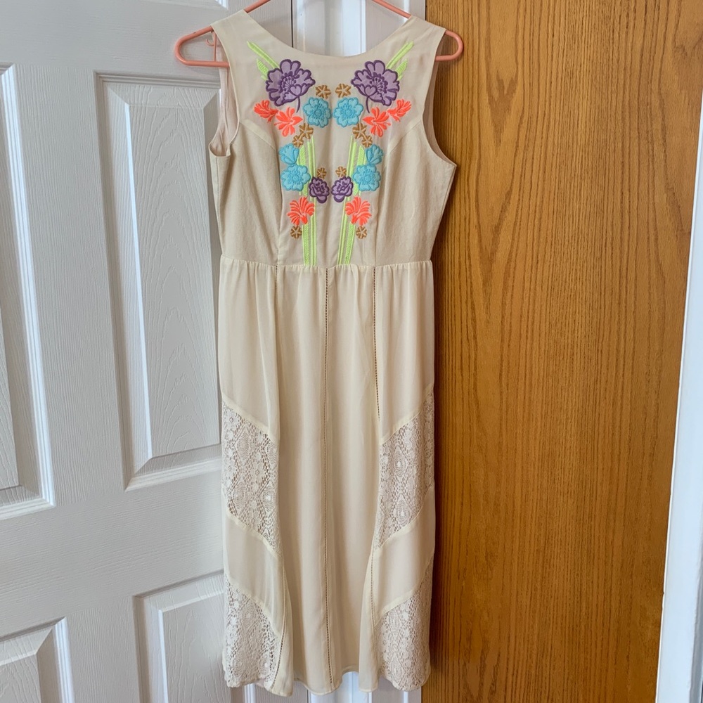 Anthropologie embroidered silk & linen creme dress